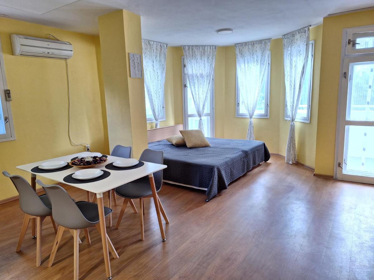 Top Location Harmony Apartment By Hostex Варна Екстериор снимка